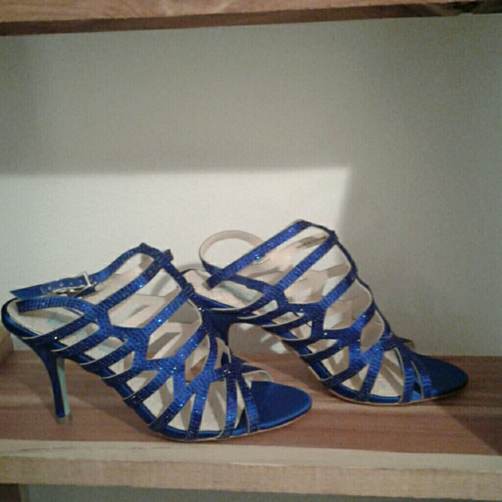 Betsy Johnson high heel shoes
